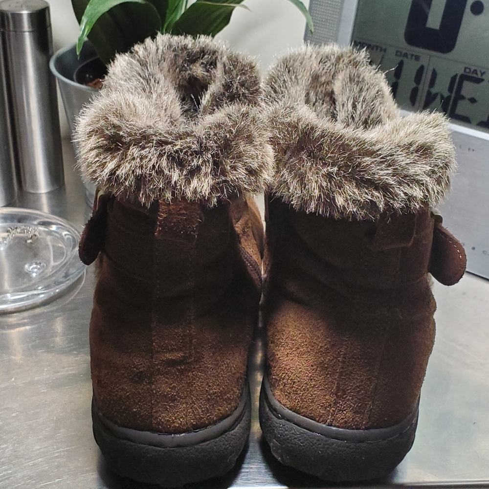 KHOMBU Lindsey Booties 9 - Picture 2 of 5